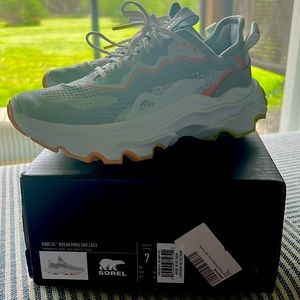 Sorel Kinetic Breakthru Day Lace Sneaker